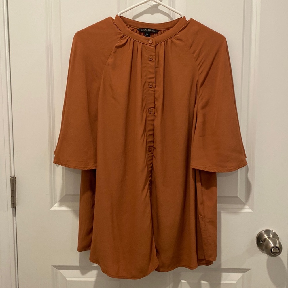 Banana Republic flutter-sleeve blouse (XL)